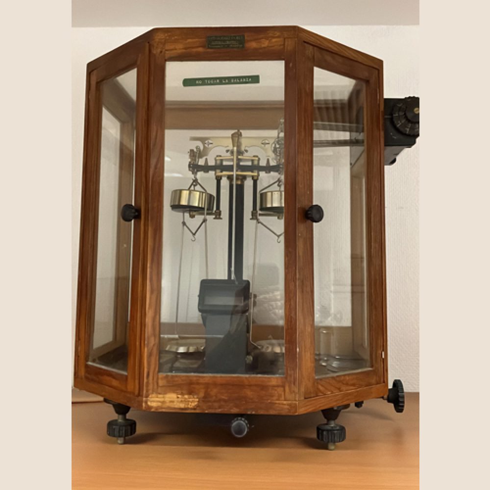 Presentación de una donación de la familia Esplugues-Mota